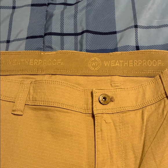 Weatherproof Men's Khaki Cargo Shorts - Picture 5 of 7